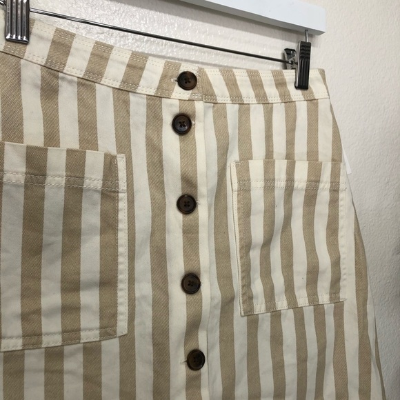 NWT Old Navy Tan Striped Skirt - Picture 2 of 6